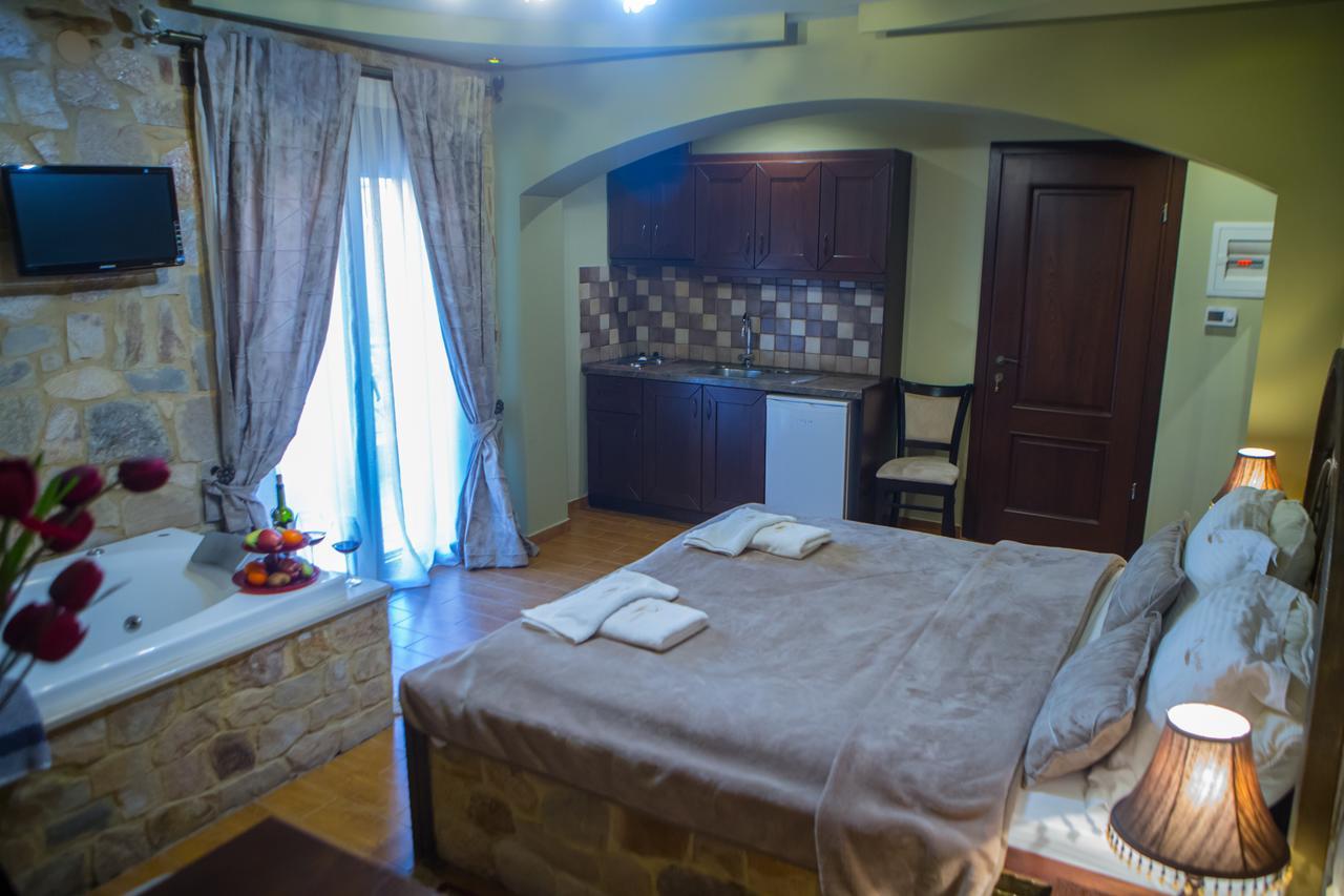 Morfeas Guesthouse Káto Loutrákion Zewnętrze zdjęcie